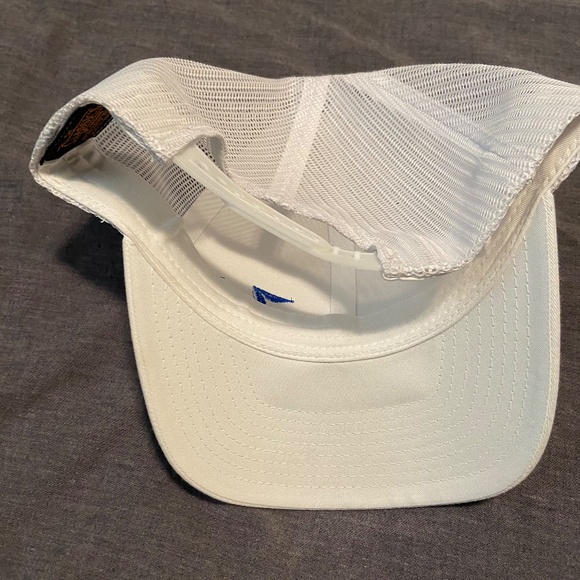 Edmonton International Airport Snapback Hat - Picture 2 of 3